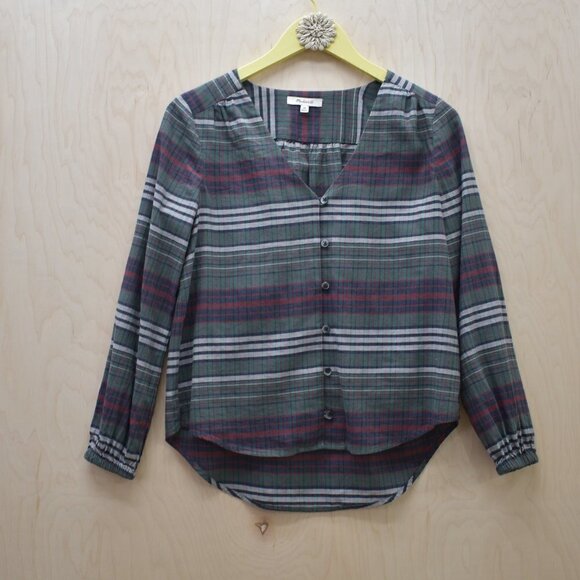 Madewell V-Neck Button-Down Shirt in Pineview Plaid XS - Picture 2 of 8